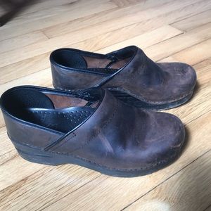 Dansko shoes, brown, size 37